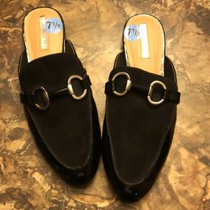 NWT Tahari Black and patent leather Sz 7.5 miles